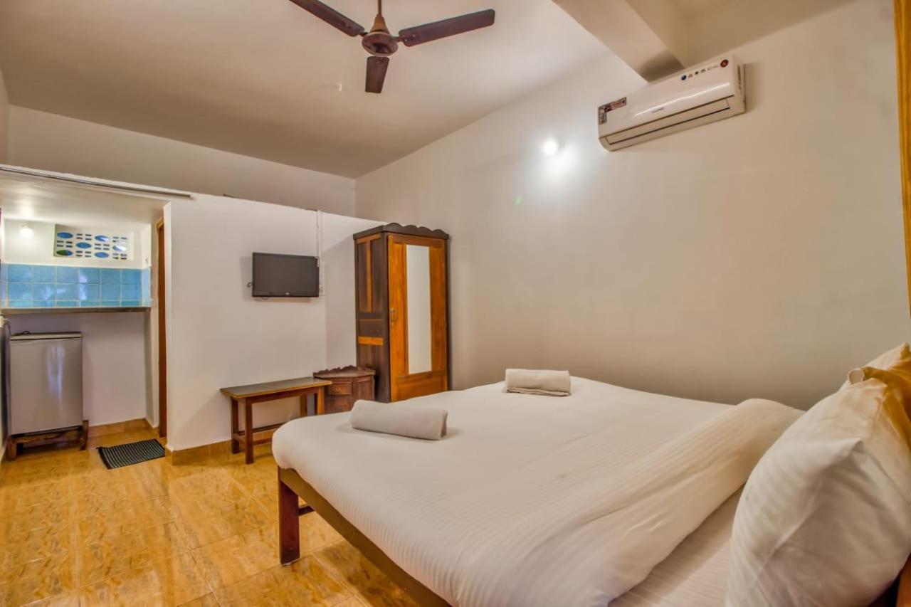 Advik Apartments Marmagao Ngoại thất bức ảnh