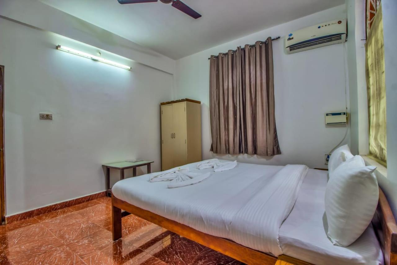 Advik Apartments Marmagao Ngoại thất bức ảnh