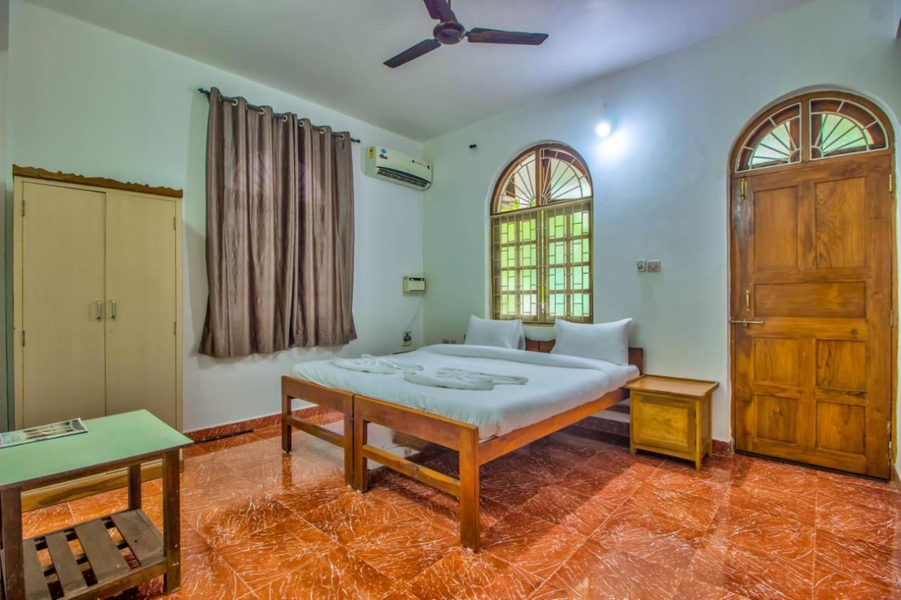 Advik Apartments Marmagao Ngoại thất bức ảnh